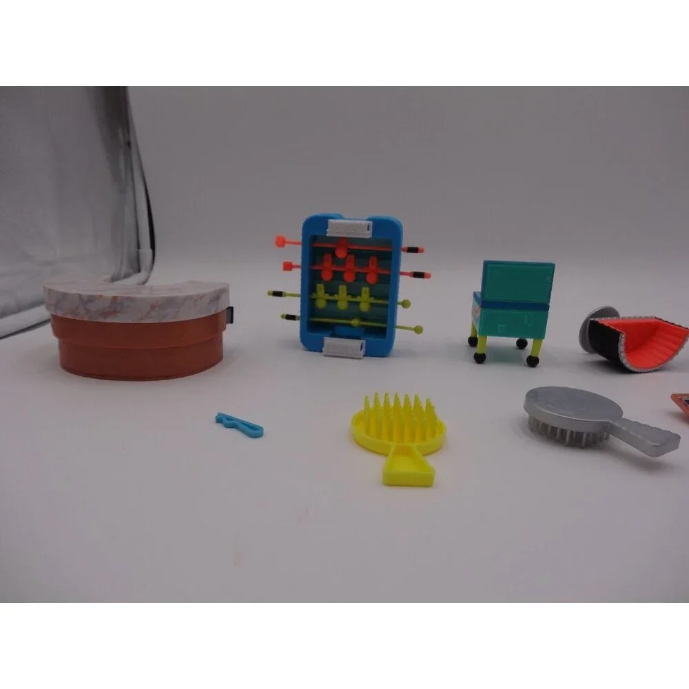 LOL Surprise OMG Doll House Furniture Game Room Bar Arcade Game Chair‎ and More